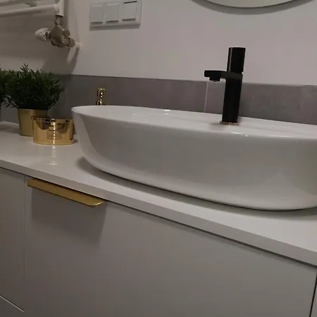 Apartament Przy Uniwersytecie Kopcinskiego 15 Λοτζ