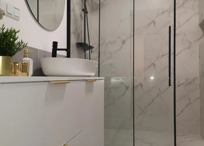 Apartament Przy Uniwersytecie Kopcinskiego 15 * Łódź